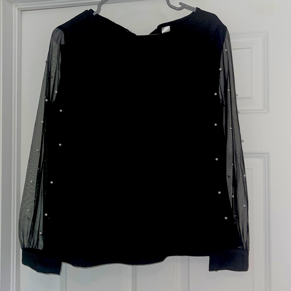 Black Blouse. Long mesh sleeves with pearl details.